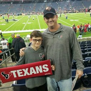 Meet your Posher, Derek